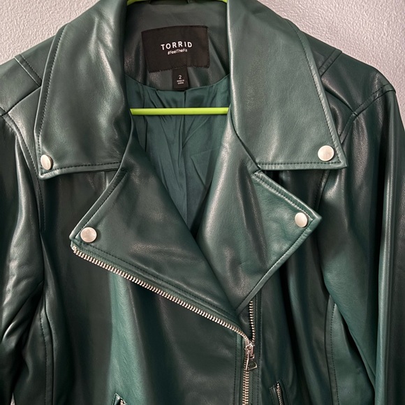 Torrid Women's Green Faux Leather Moto Jacket - Picture 8 of 12